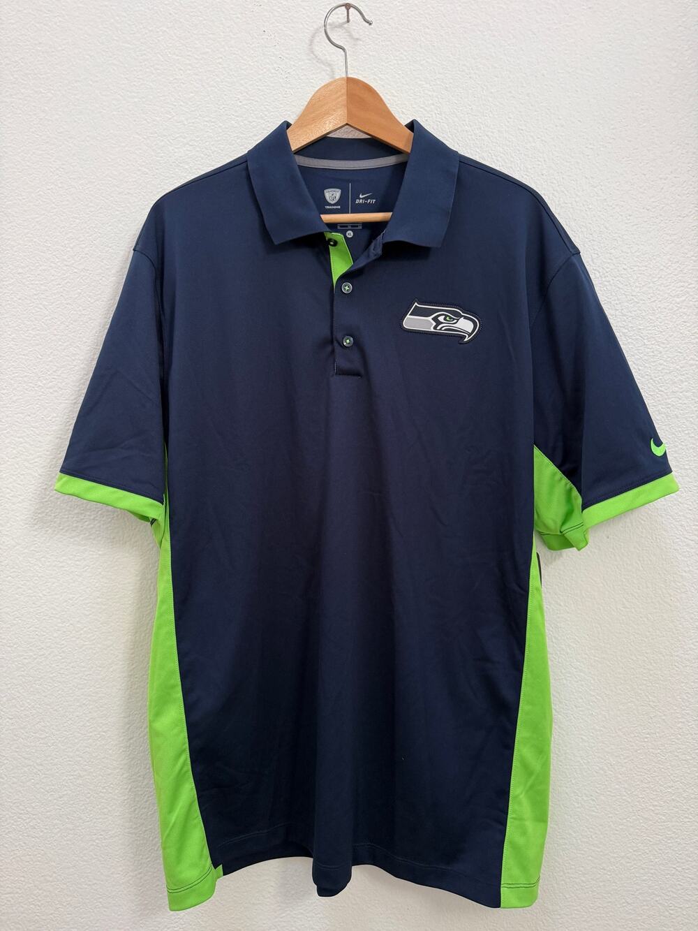 NWT Nike Dri-Fit NFL Equipment Seattle Seahawks Polo Shirt Mens XL Navy Green